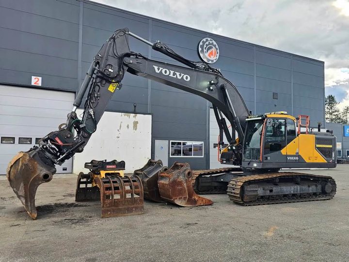 Volvo EC300EL